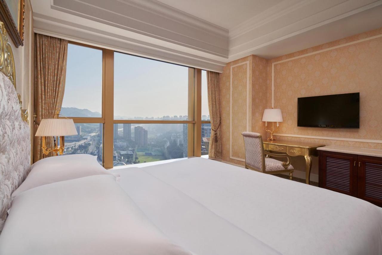 Sheraton Chongqing Hotel Экстерьер фото